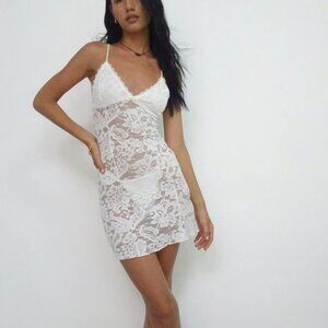 Motel Taliva White Lace Sheer Mini Slip Dress Spaghetti Strap Sexy Bodycon Sz L